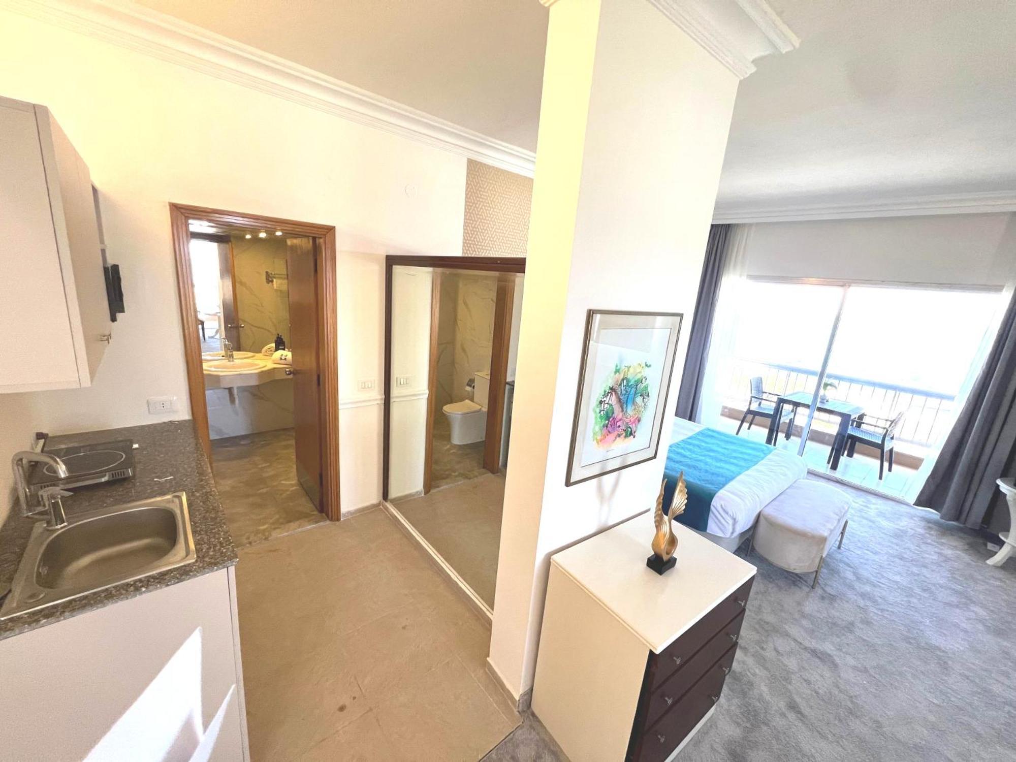 Hotel Mediterranée Beyrouth Extérieur photo