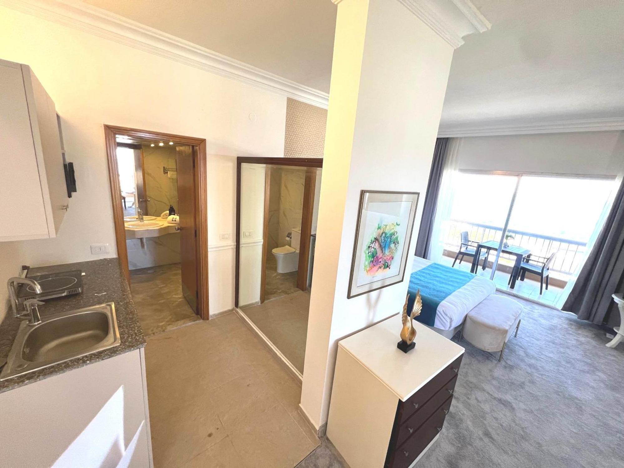 Hotel Mediterranée Beyrouth Extérieur photo
